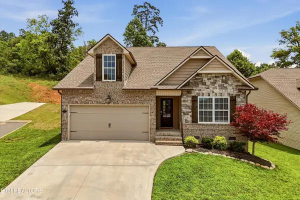 3740 Parker Harrison Way, Knoxville, TN 37924