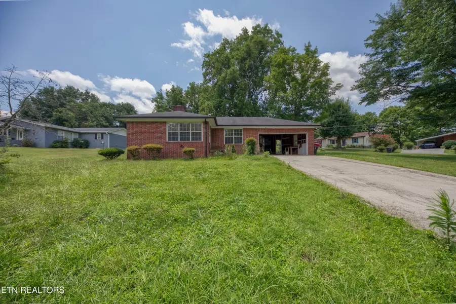 315 Berger St, Athens, TN 37303 - #2