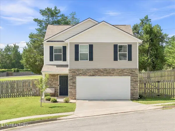 1066 Green Way Drive, Morristown, TN 37813
