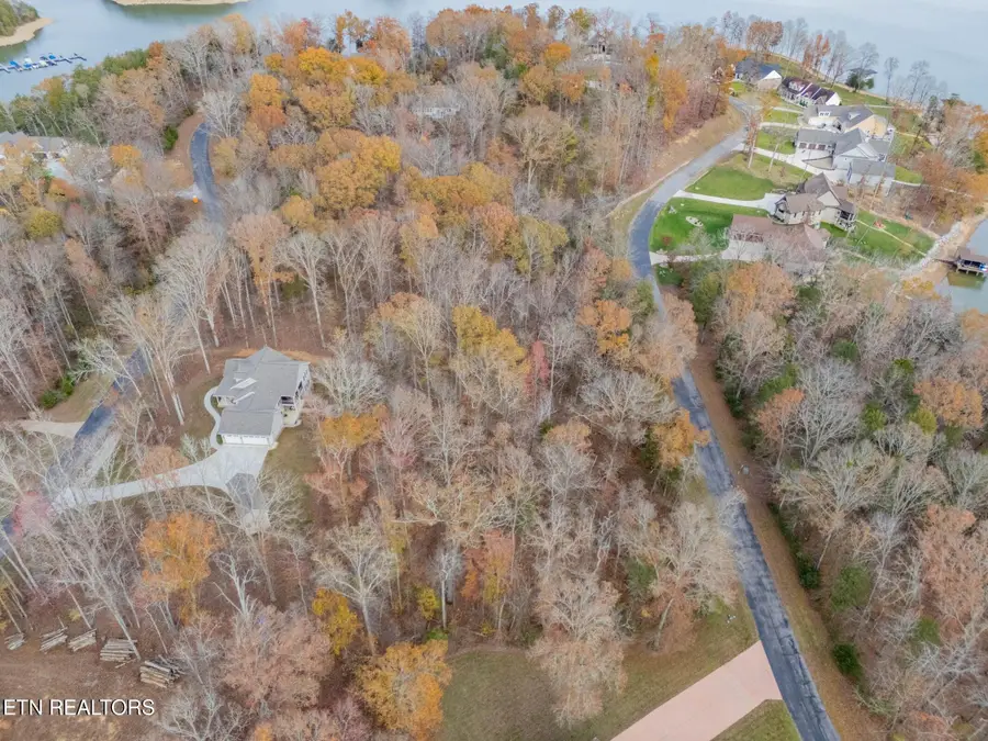 212 E Shore Drive, Rockwood, TN 37854 - #2