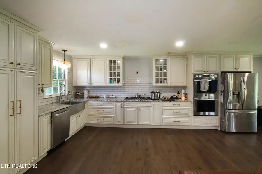 3718 Cherrylog Rd, Knoxville, TN 37921 - #2