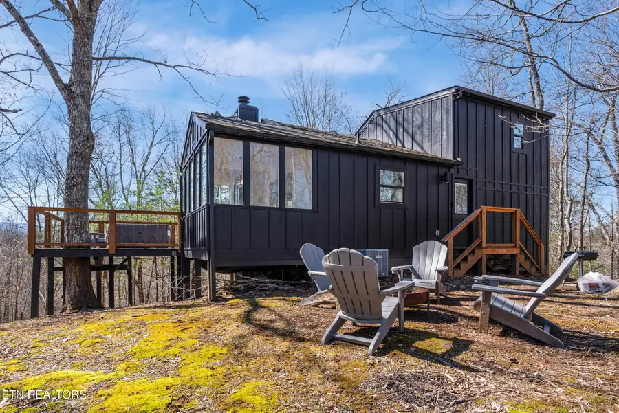 2760 Hawks View Tr, Pigeon Forge, TN 37876 - #2