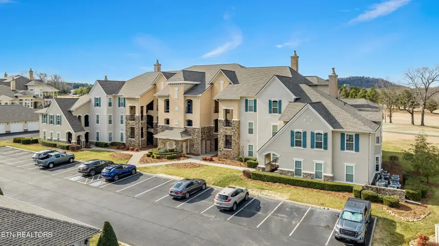 555 Rarity Bay Pkwy #101, Vonore, TN 37885 - #2