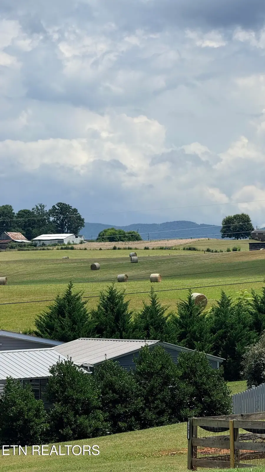 211 S Springview Rd, Maryville, TN 37801 - #2