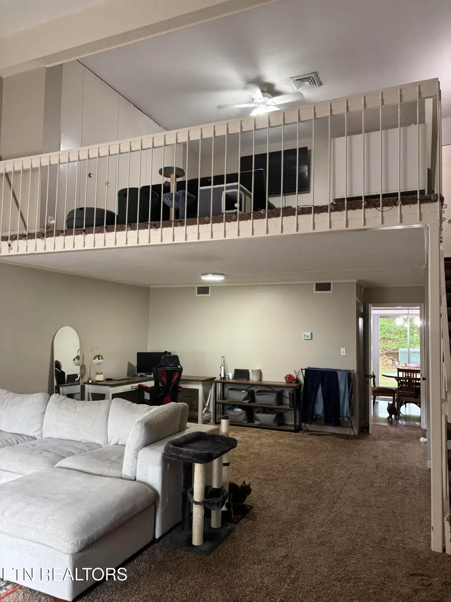 503 Canberra Drive #D2, Knoxville, TN 37923 - #3