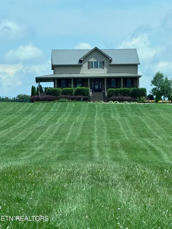 656 Oxford Rd, Jefferson City, TN 37760