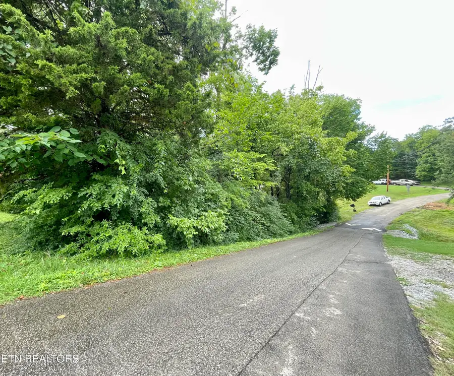 5119 Odell Rd, Knoxville, TN 37920 - #2