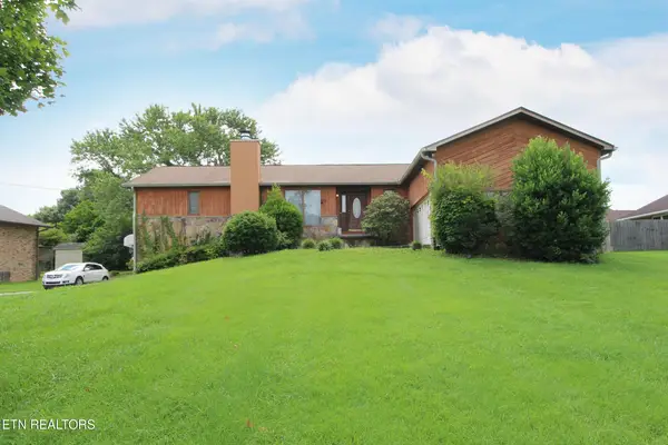1816 River Shores Drive, Knoxville, TN 37914