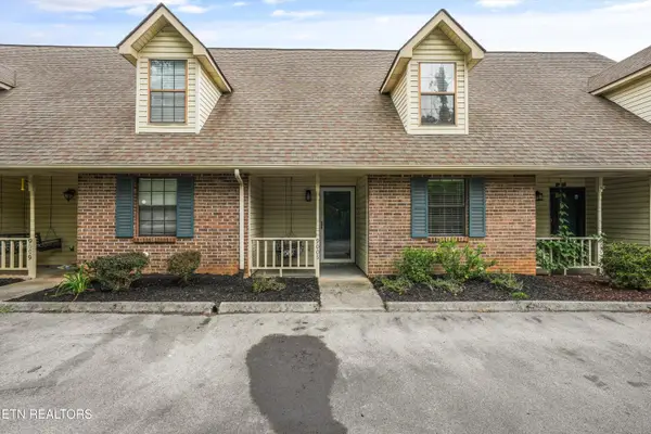 9005 Fountain Brook Lane, Knoxville, TN 37923