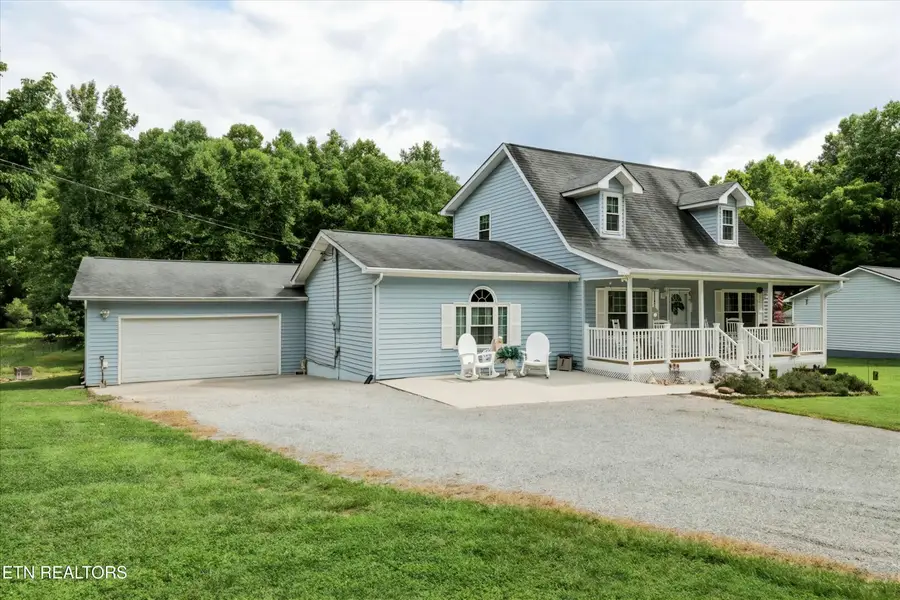 2042 Dutch Valley Rd, Clinton, TN 37716 - #3