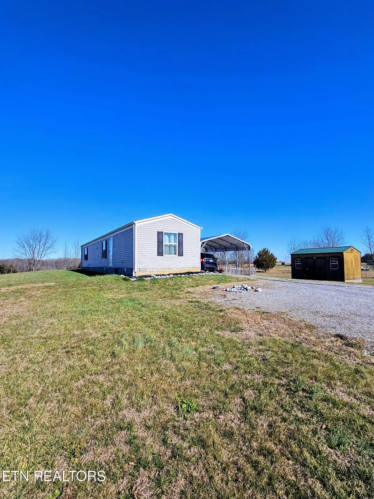 1099 Lakeside Rd, Madisonville, TN 37354 - #1
