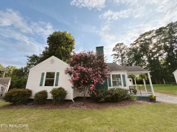 1777 Dalton St, Alcoa, TN 37701