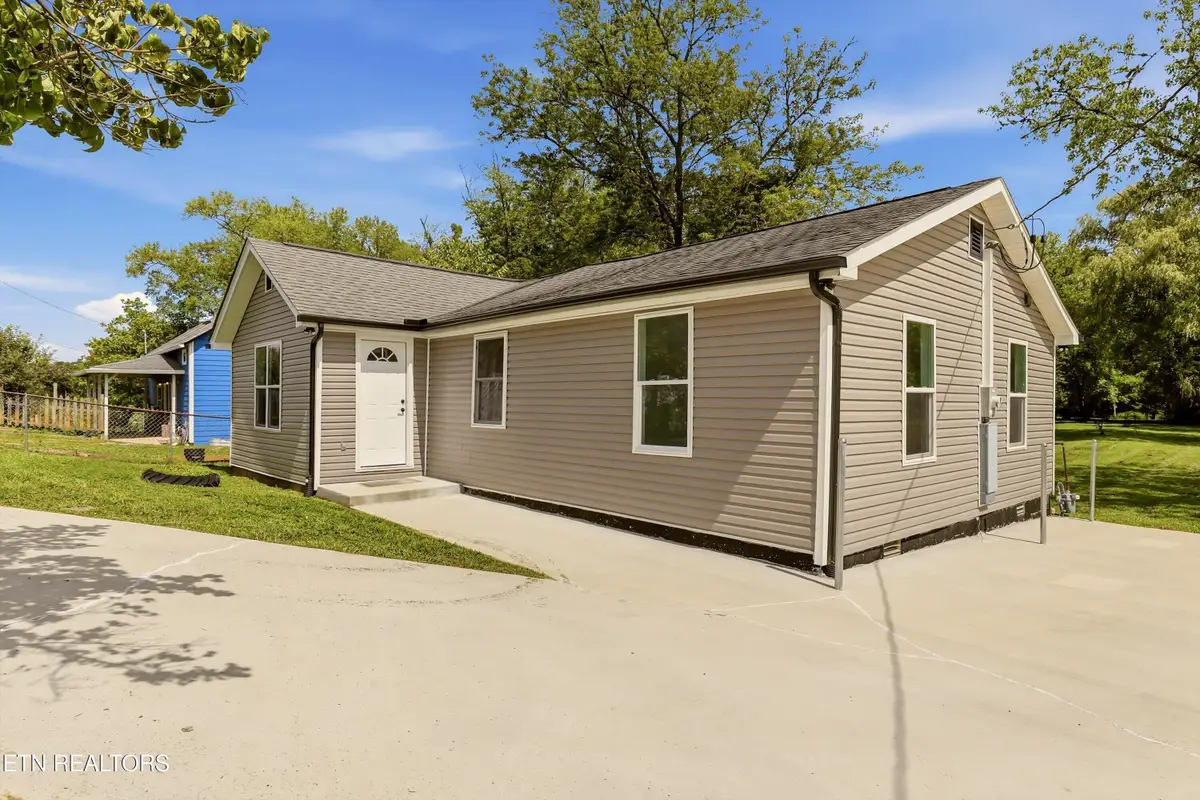 477 Marlow Circle, Clinton, TN 37716 - #1