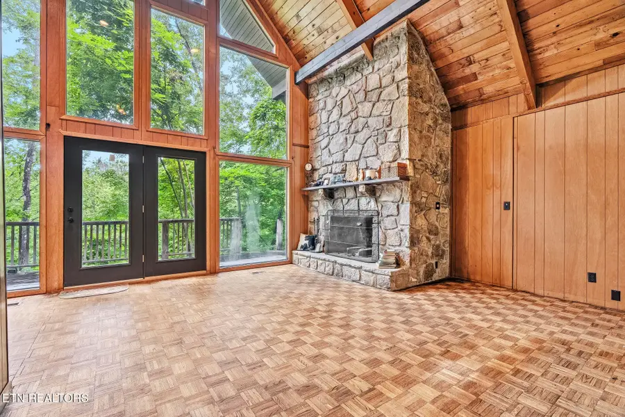 1068 Lower Alpine Way, Gatlinburg, TN 37738 - #2