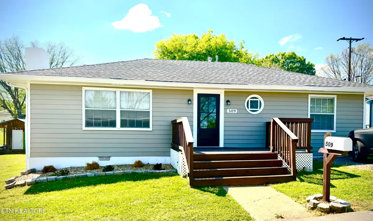 509 Williams St, Sweetwater, TN 37874 - #1