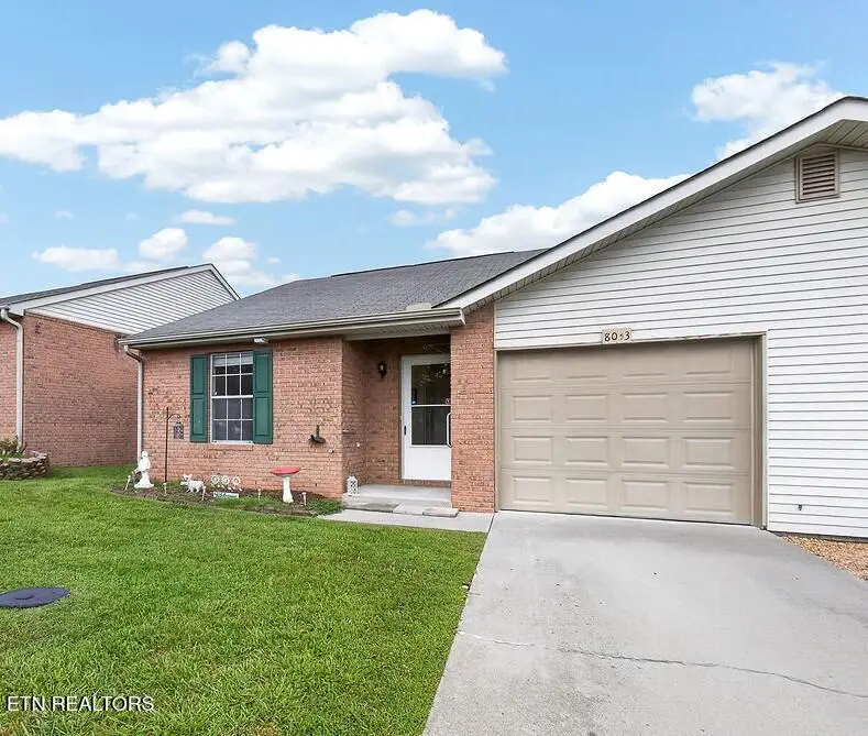 8033 Stablegate Way, Powell, TN 37849 - #1