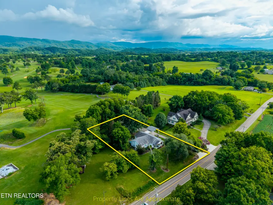 3346 Tuckaleechee Pike, Maryville, TN 37803 - #3