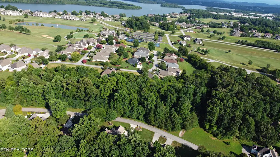 630 Sandpiper Drive, Vonore, TN 37885 - #3