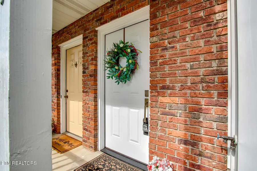 2138 Belle Terra Rd, Knoxville, TN 37923 - #2