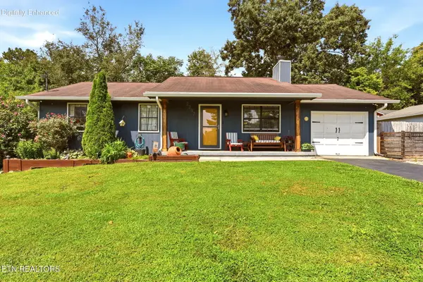 2237 Quail Hollow Rd, Knoxville, TN 37923