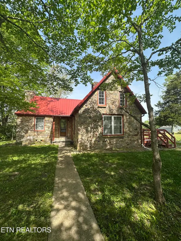 93 Pigeon Ridge Rd, Crossville, TN 38555
