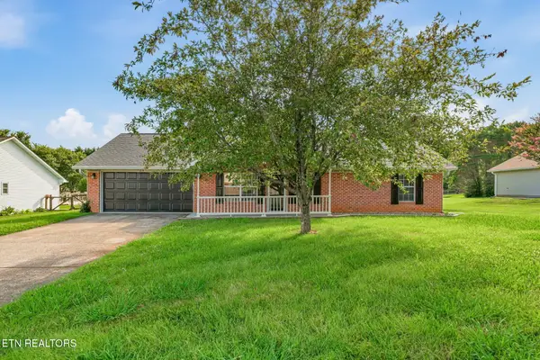 741 Meadow Ridge Rd, Walland, TN 37886