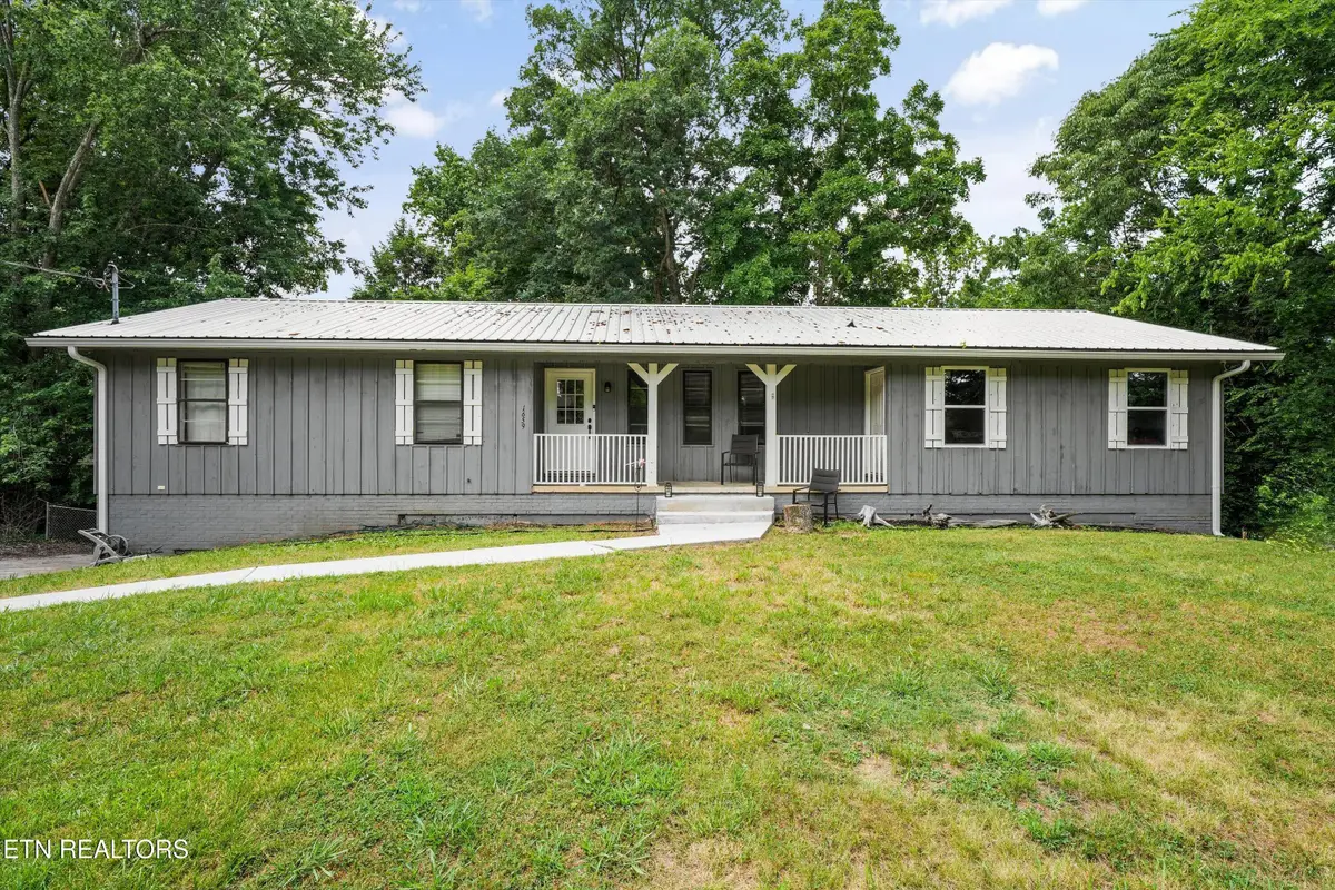1659 Middlesettlements Rd, Maryville, TN 37801 - #1