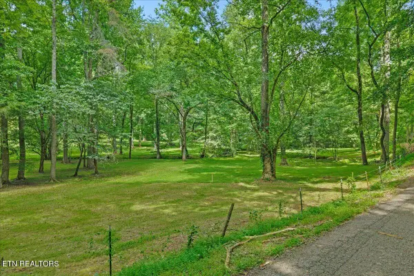 250 Brunner Rd, Madisonville, TN 37354