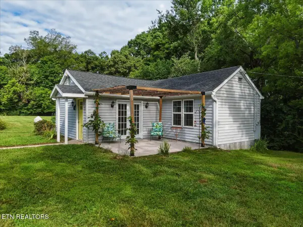144 County Farm Rd, Friendsville, TN 37737