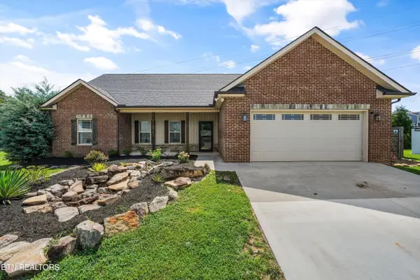 556 Greystoke Lane, Knoxville, TN 37912