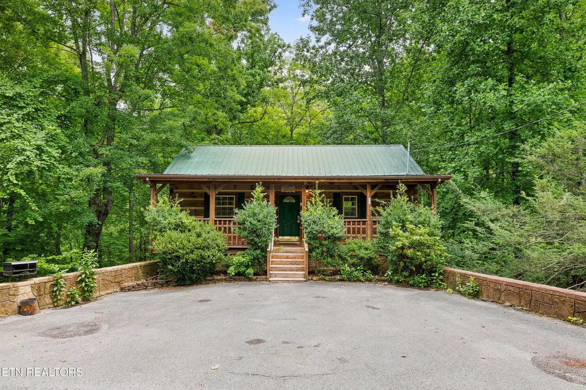745 Hazy Circle, Gatlinburg, TN 37738 - #1