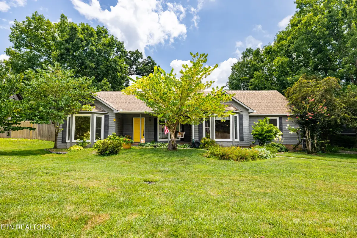 3216 Roanoke Circle, Knoxville, TN 37920 - #1