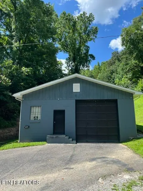 904-A E Cumberland Ave, Middlesboro, KY 40965 - #1