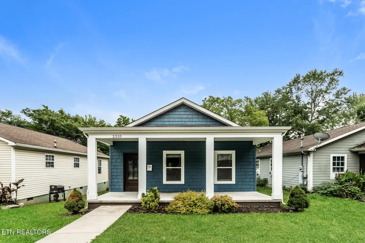 2510 E Glenwood Ave, Knoxville, TN 37917 - #1