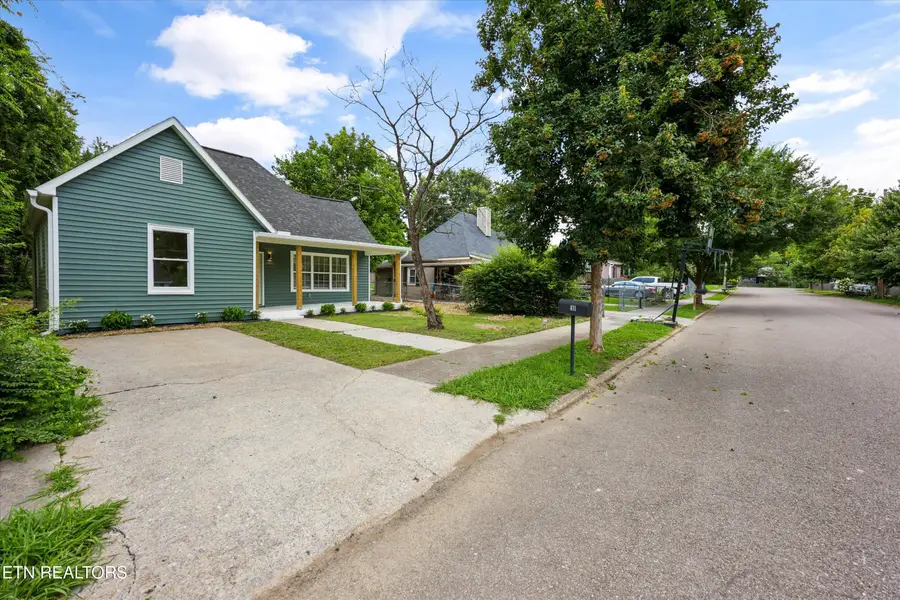 411 E Quincy Ave, Knoxville, TN 37917 - #2