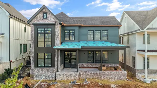 9824 Clingmans Dome Drive, Knoxville, TN 37922