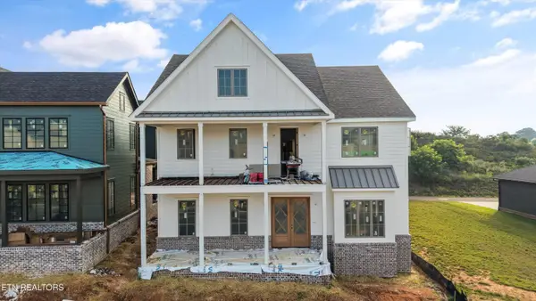 9830 Clingmans Dome Drive, Knoxville, TN 37922