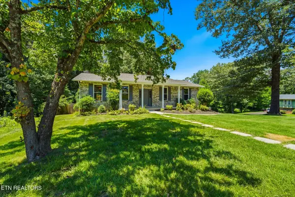 1016 Lovell View Circle, Knoxville, TN 37932