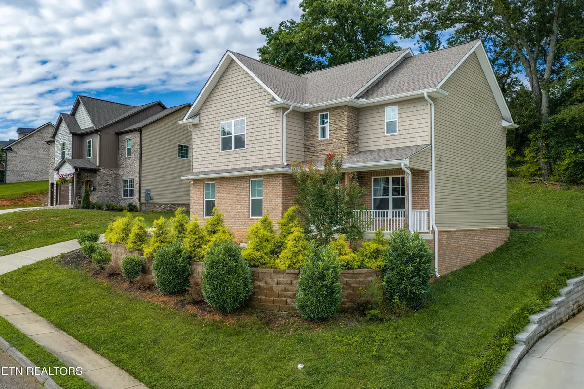 6211 Aldingham St, Knoxville, TN 37912 - #1