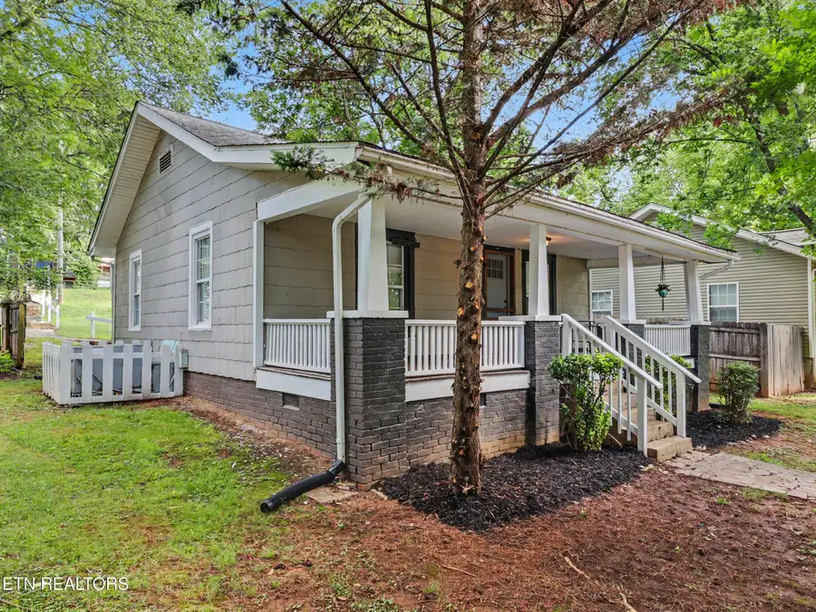 2311 Cedar Lane, Knoxville, TN 37918 - #2