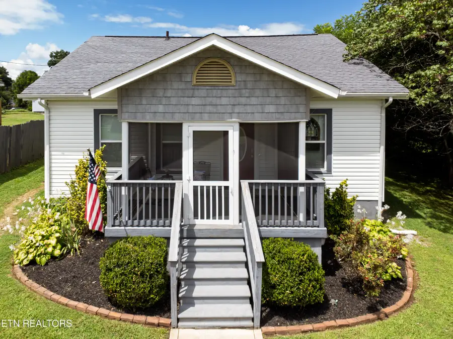804 Mccaslin Ave, Sweetwater, TN 37874 - #3