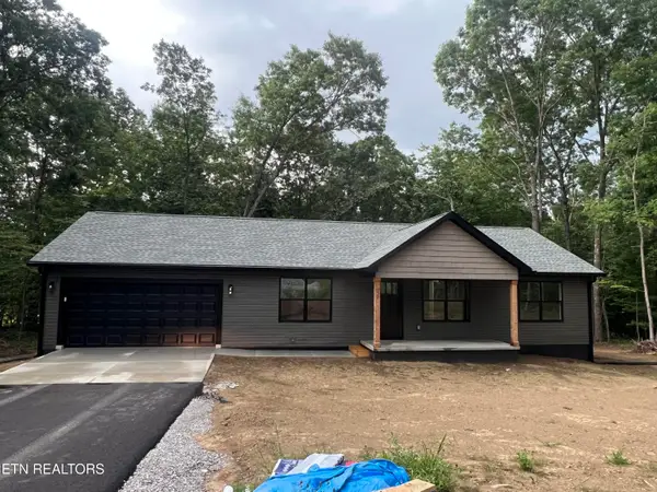 135 Peachtree Drive, Crossville, TN 38555