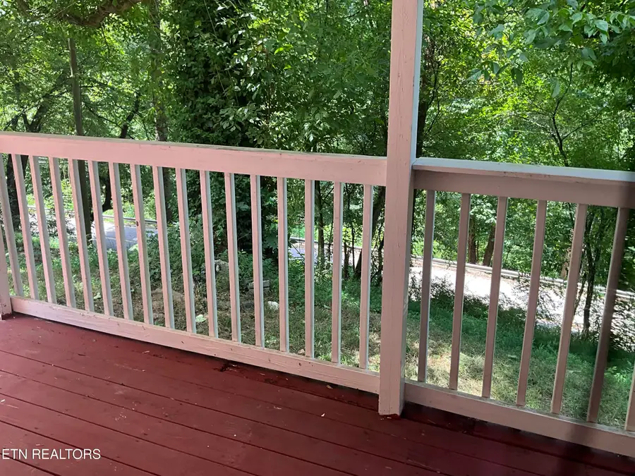 3900 Roberts Rd, Corryton, TN 37721 - #2
