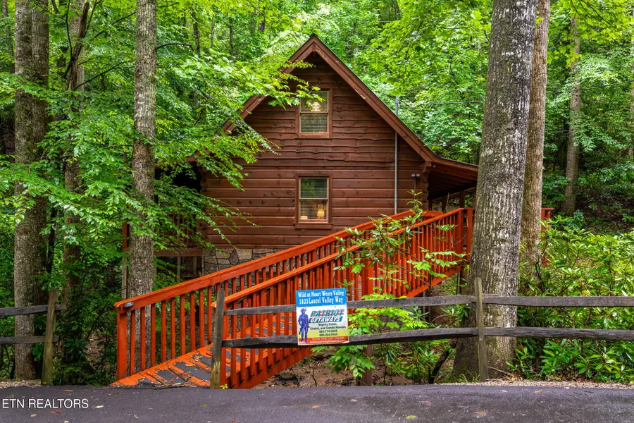 1823 Laurel Valley Way, Sevierville, TN 37862 - #2