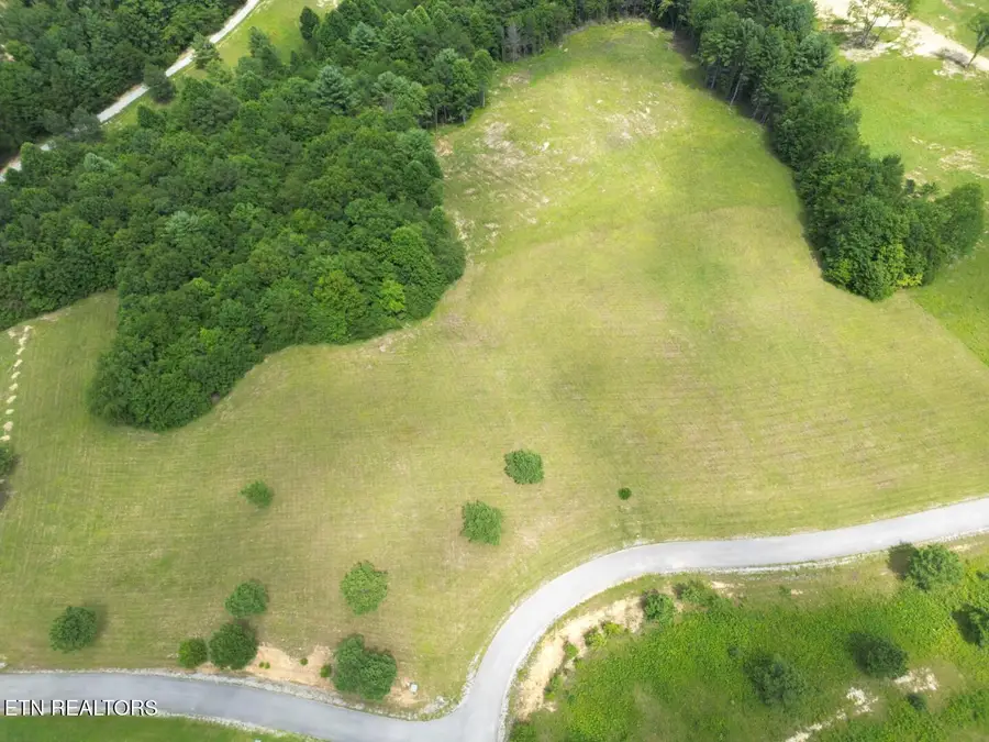 583 Vista View Pkwy, Jamestown, TN 38556 - #2