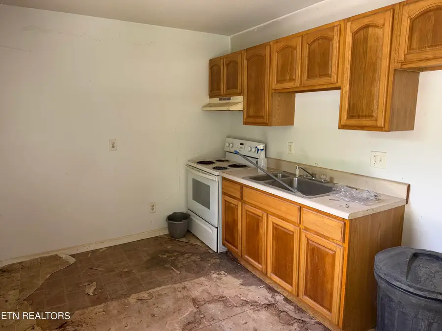 8651 Sparta Hwy, Crossville, TN 38572 - #2