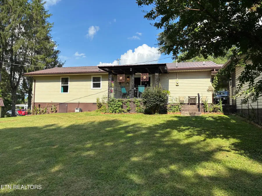 142 Dover Ave, Harrogate, TN 37752 - #3