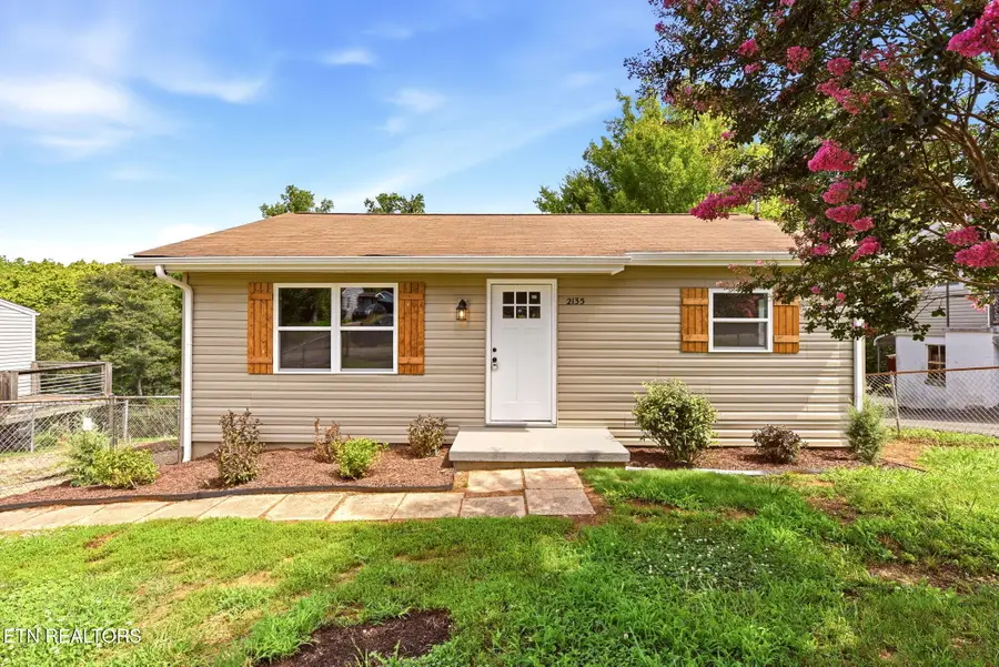 2135 Berea Ave, Knoxville, TN 37920 - #2