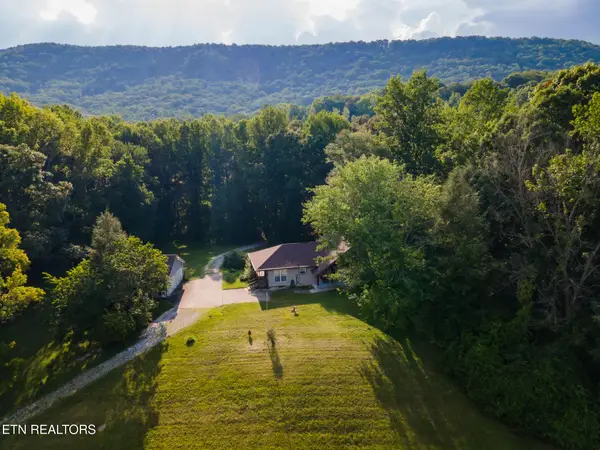 1343 Mountain View Rd, Rockwood, TN 37854