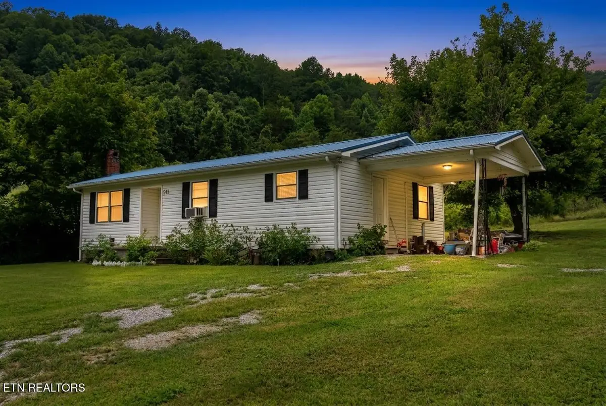 943 Cool Branch Rd, Sneedville, TN 37869 - #1